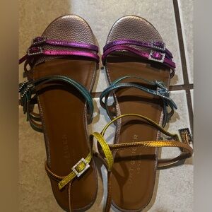 Gently used. Size 39